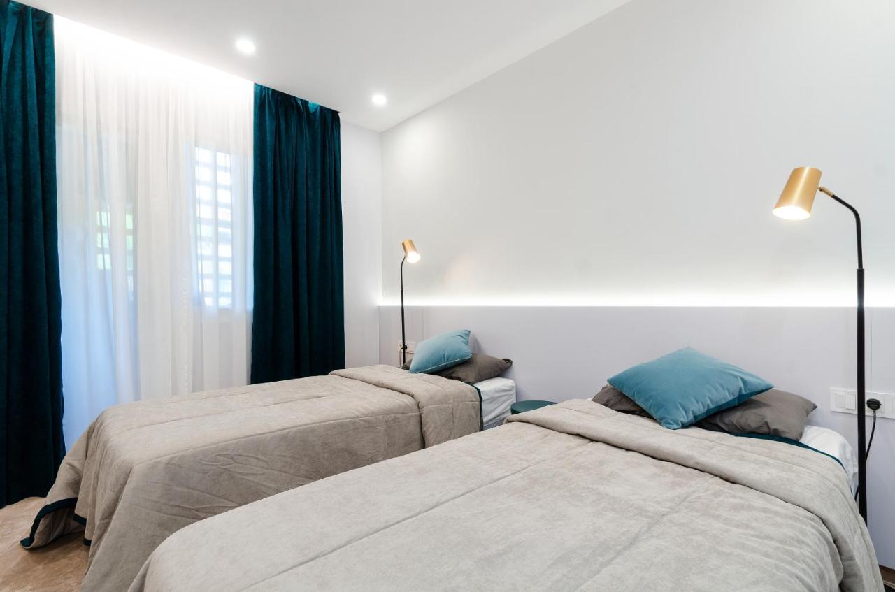 Luxury Blue Coast Seaside Retreat Marbella Apartment Екстериор снимка