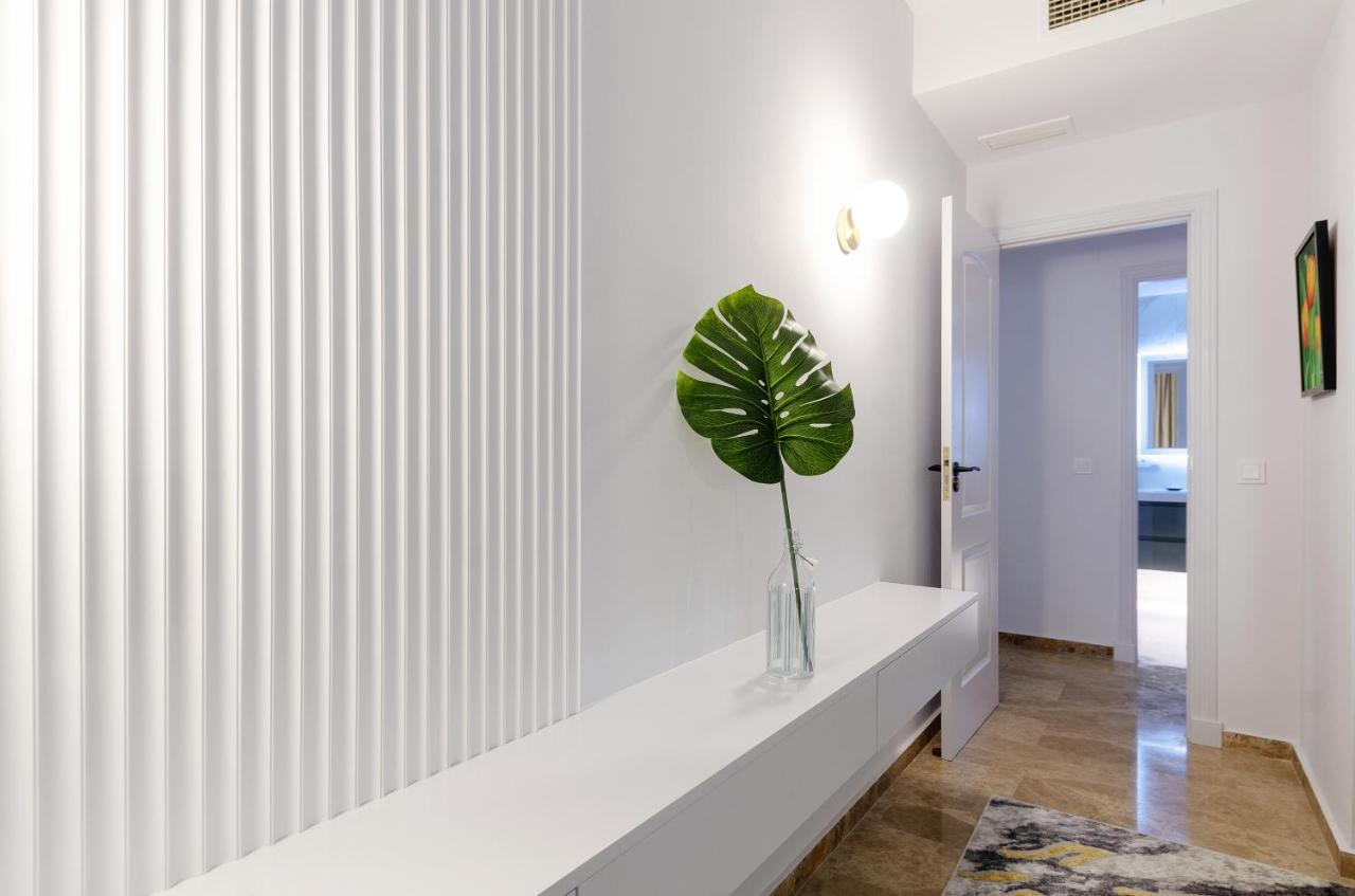 Luxury Blue Coast Seaside Retreat Marbella Apartment Екстериор снимка