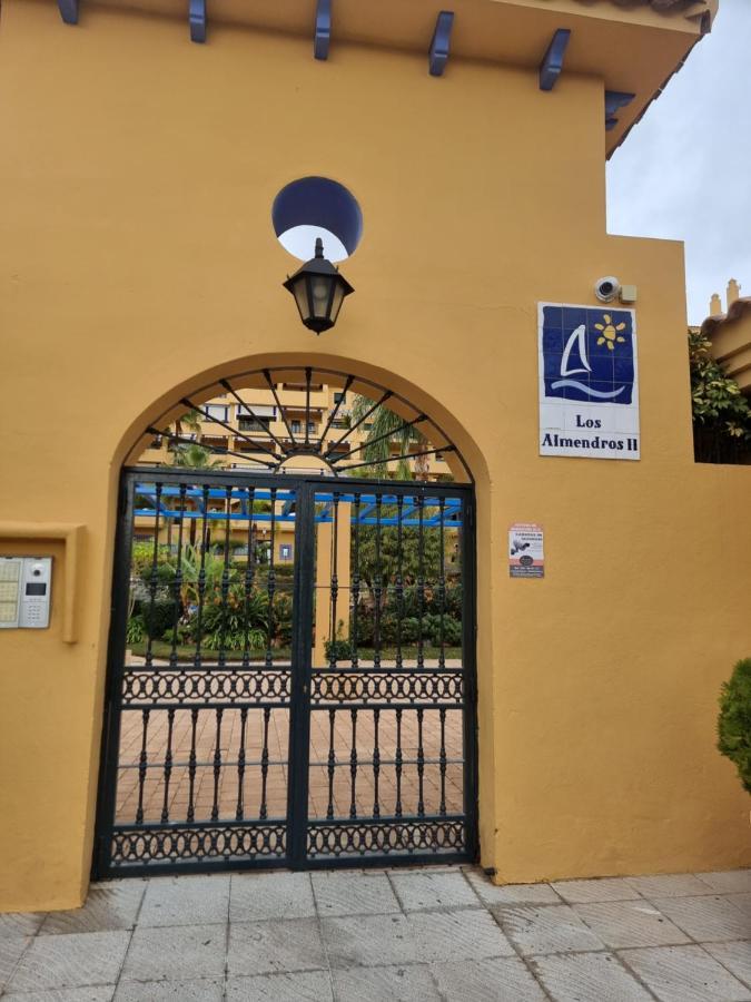 Luxury Blue Coast Seaside Retreat Marbella Apartment Екстериор снимка